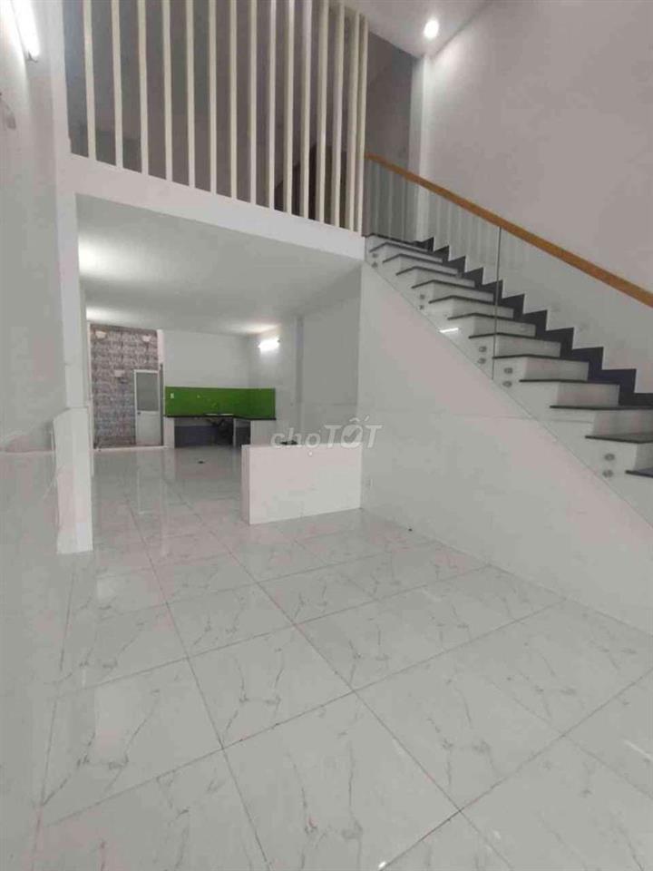 NHÀ 1/TRẦN THỊ NĂM -TRUNG MỸ TÂY -57,4M-HEM XE HƠI THÔNG .