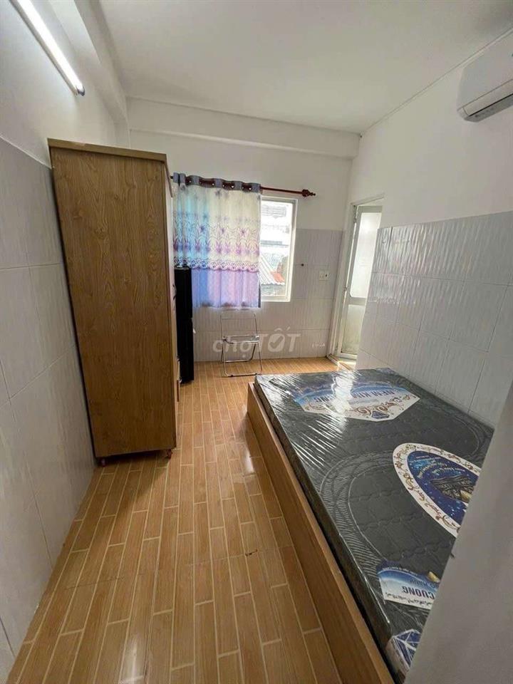 Căn hộ 1PN 1WC Q1 giá siêu tốt-full nội thất mới-cửa sổ-giặt sấy riêng