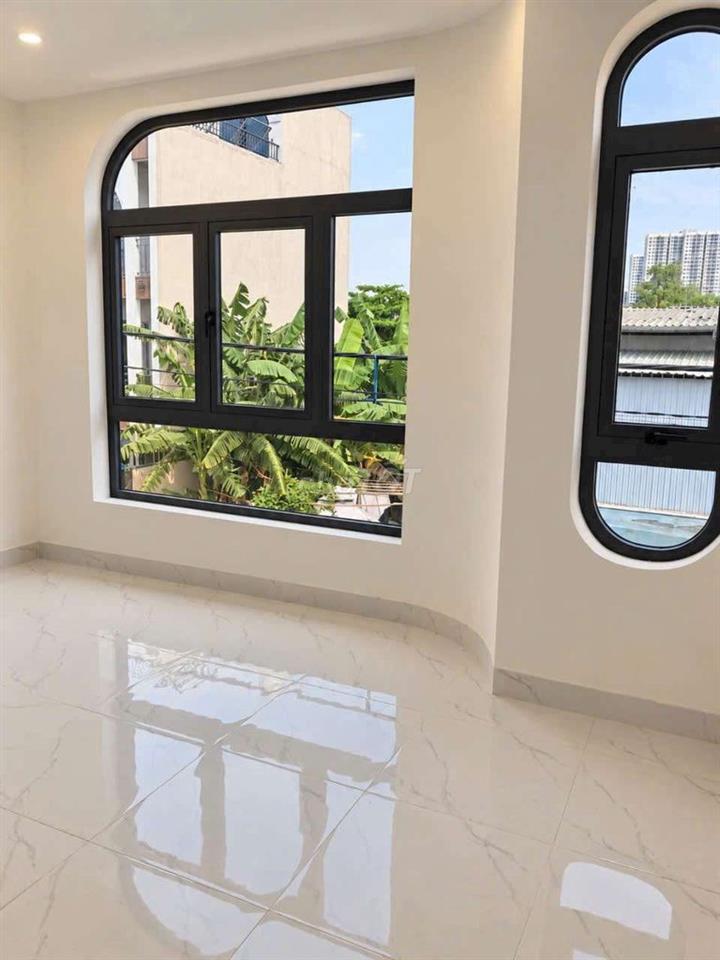 BÁN NHÀ NGUYỄN XIỂN, CẠNH  VINHOMES– 3 TẦNG, MỚI ĐẸP - NHỈNH 4Đ