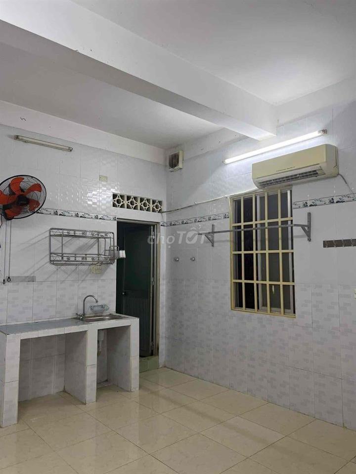 Phòng Cho Thuê ở Bình Thạnh ( có máy giặt , máy lạnh , giờ tự do