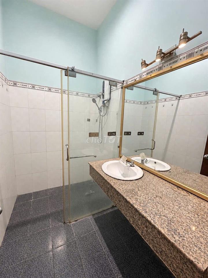 BÁN NHÀ MẶT TIỀN LÊ VĂN QUỚI – VỊ TRÍ KINH DOANH ĐẸP, 4 TẦNG KIÊN CỐ