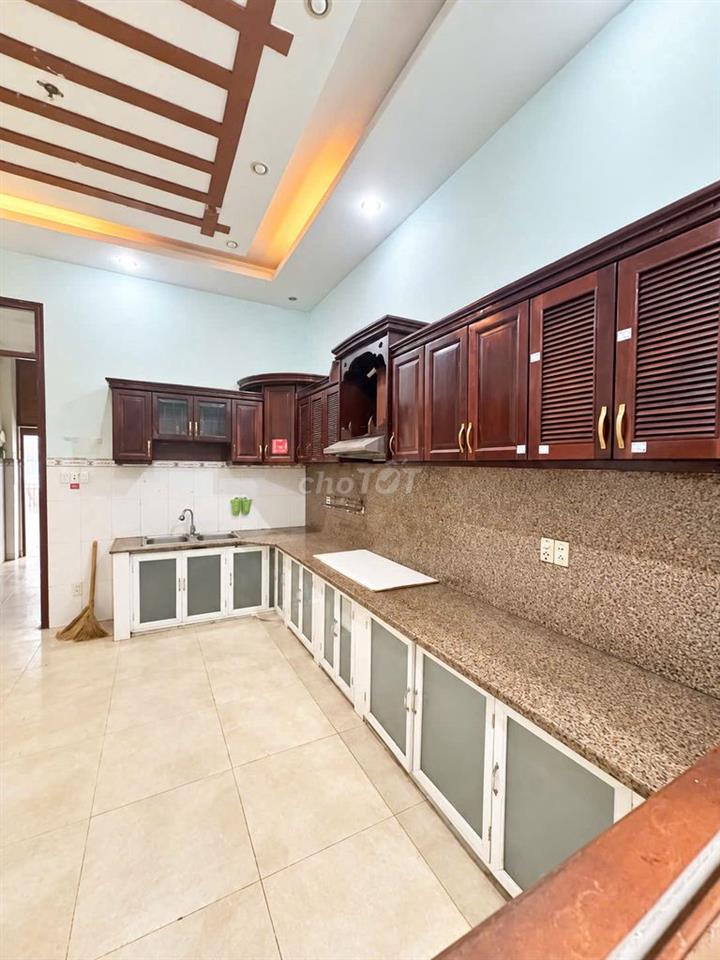 BÁN NHÀ MẶT TIỀN LÊ VĂN QUỚI – VỊ TRÍ KINH DOANH ĐẸP, 4 TẦNG KIÊN CỐ