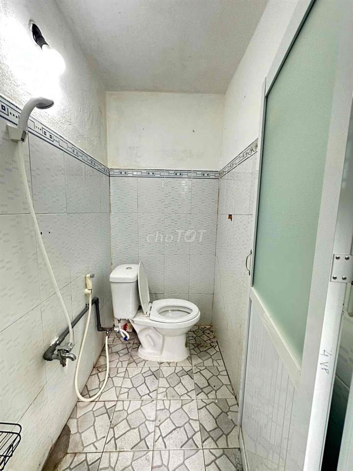 EM CẦN PASS PHÒNG VỀ QUÊ Ở
