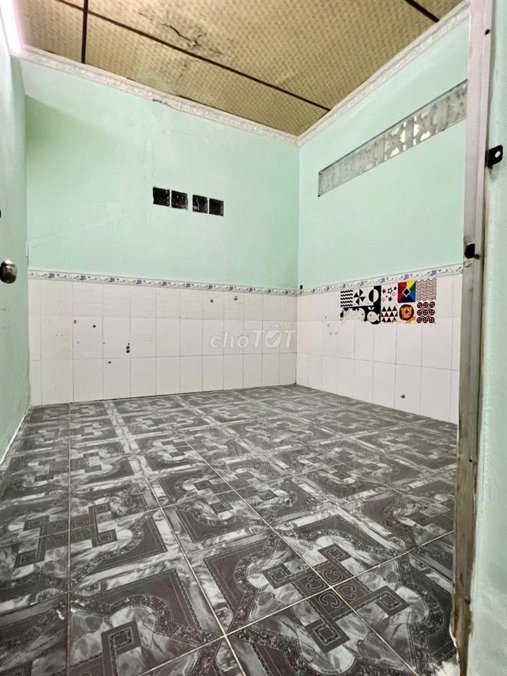 Nhà nguyên căn 110m2 ĐỖ ĐƯỢC XE OTO - KV CAO RÁO KHÔNG NGẬP NƯỚC
