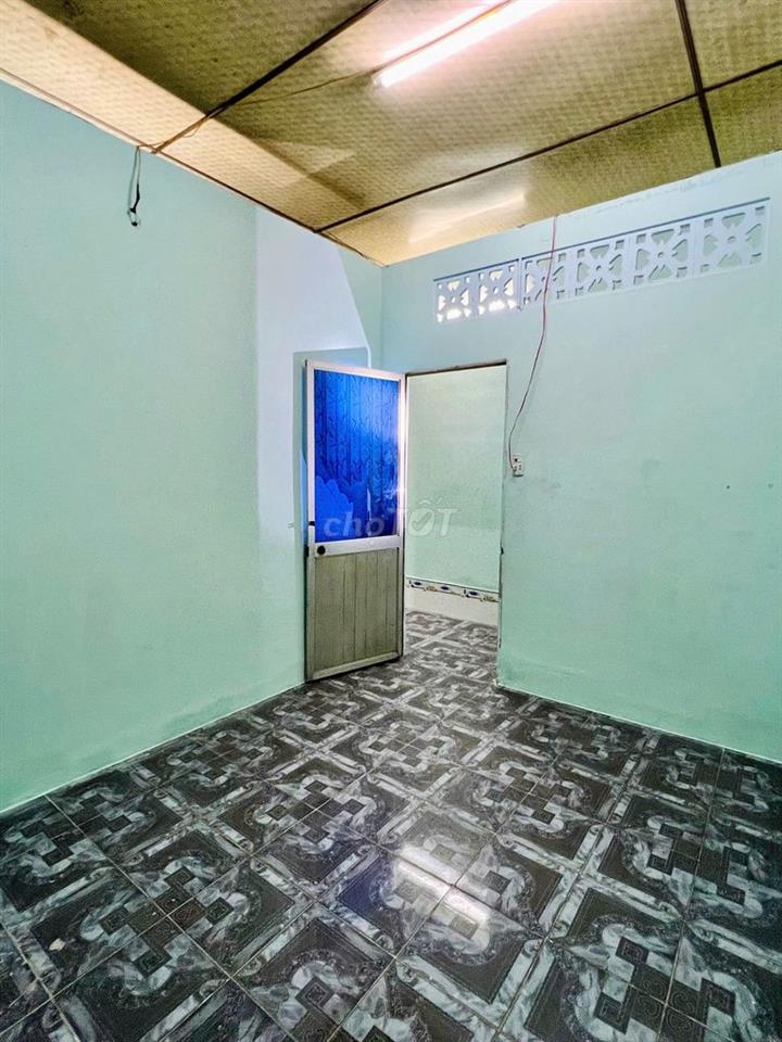 Nhà nguyên căn 110m2 ĐỖ ĐƯỢC XE OTO - KV CAO RÁO KHÔNG NGẬP NƯỚC
