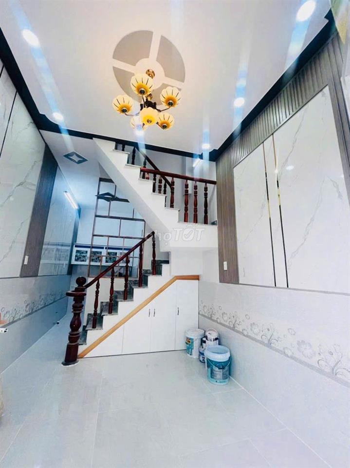 Bán nhà Quận 12 Lê Văn Khương Gần Chợ Thiếc 2PN, 2 WC, Ban Công