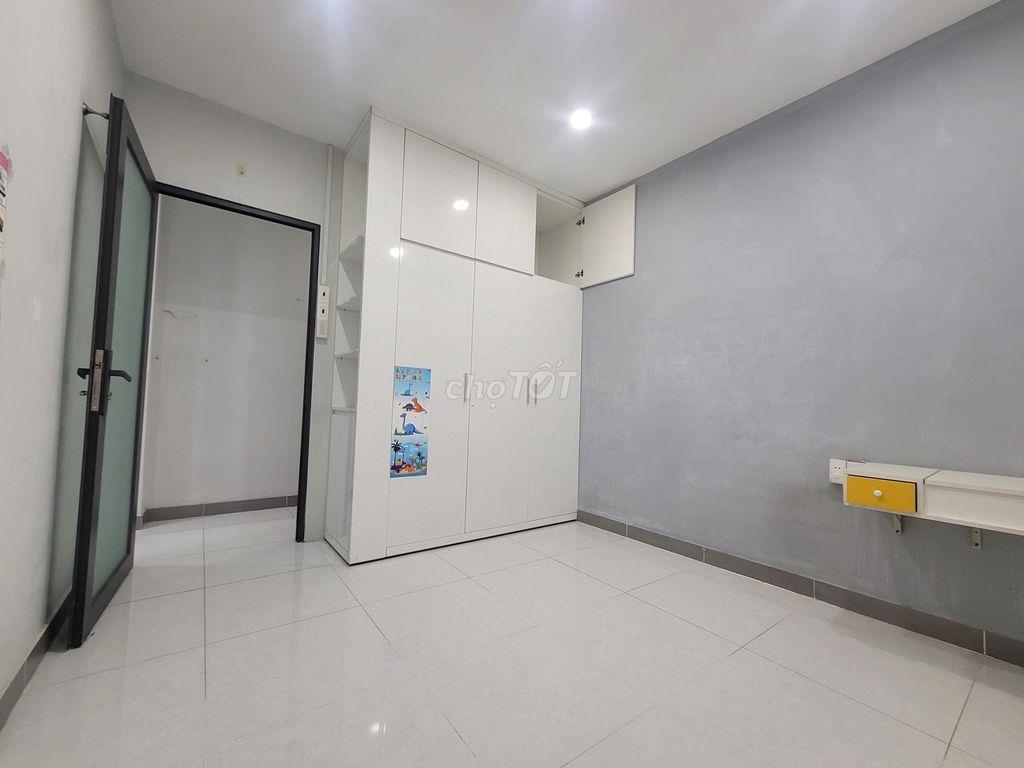 CĂN HỘ GIẢM GIÁ SÂU, CHỈ CÒN 2 TỶ - 52M2 - P5 Q6
