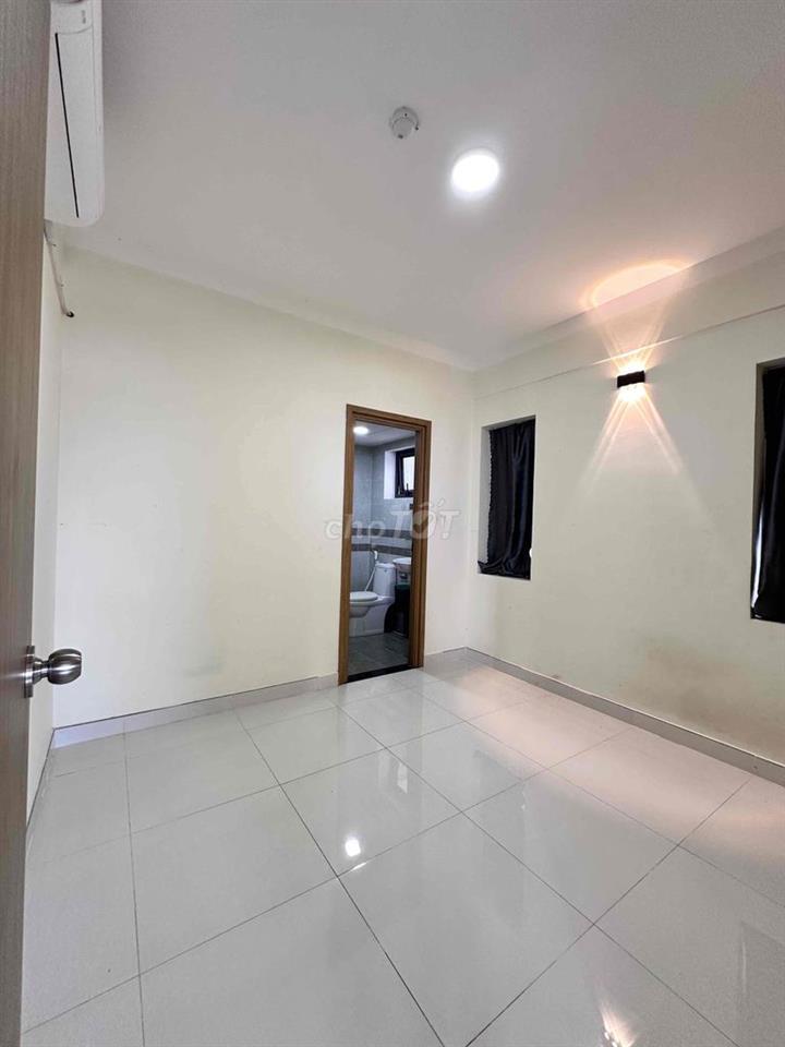Bán căn hộ đã có sổ STown Phúc An 1 ngay Vincom Dĩ An
