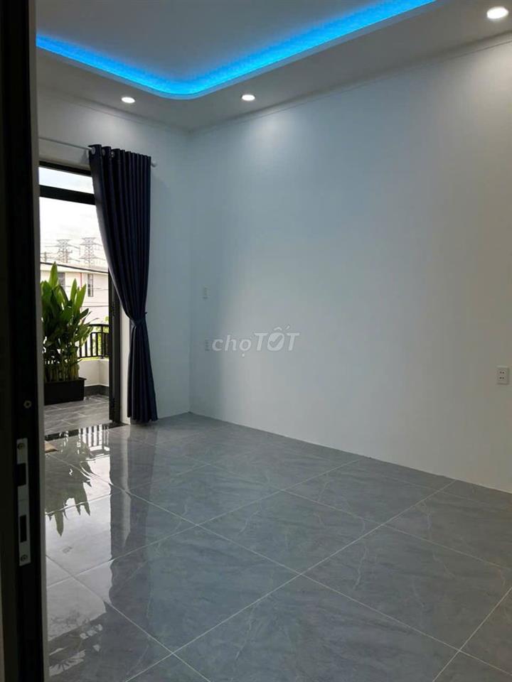 nhà SỔ HỒNG RIÊNG GIÁP HÓC MÔN vay BANK được 850 TRIỆU 5x15 lầu 3pn3wc