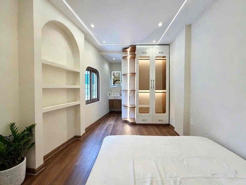 Cho thuê nhà mới ngay 429/42 đường Nguyễn Kiệm,P. Đức Nhuận, Phú Nhuận