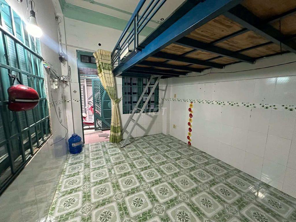Nhà Nguyên Căn Quang Trung 4x6m đúc lững