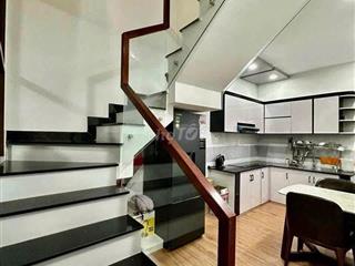 Đường Hoa Đào phú nhuận nhà riêng 92.6m2 2PN Sẵn nội thất giá 14 tr/th