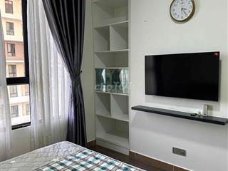 cho thuê cân hộ 3 phòng ngủ 2 vệ sinh vào ở liền đầy đủ nội thất