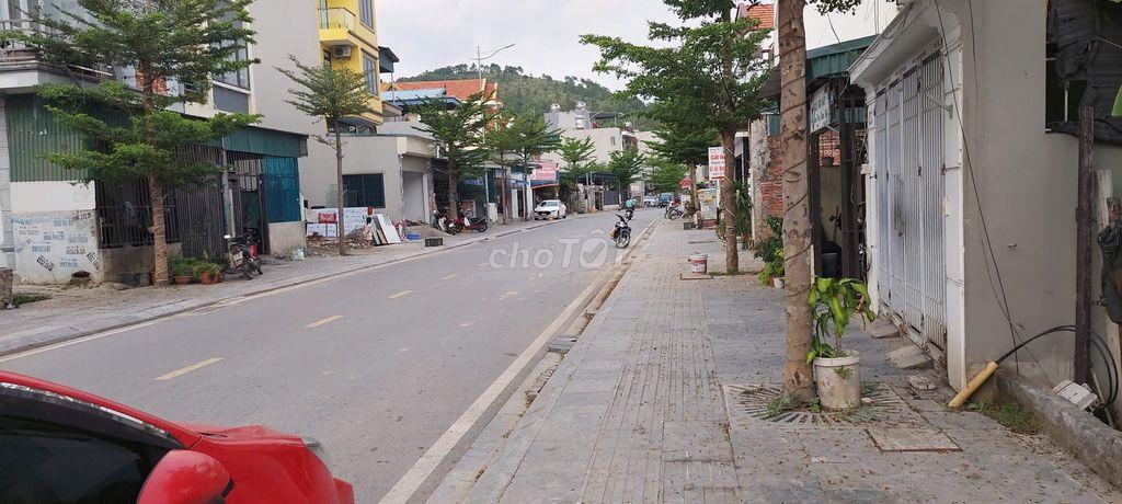 Chính chủ bán hoặc cho thuê đất mặt đường EC Hùng Thắng - Hạ Long
