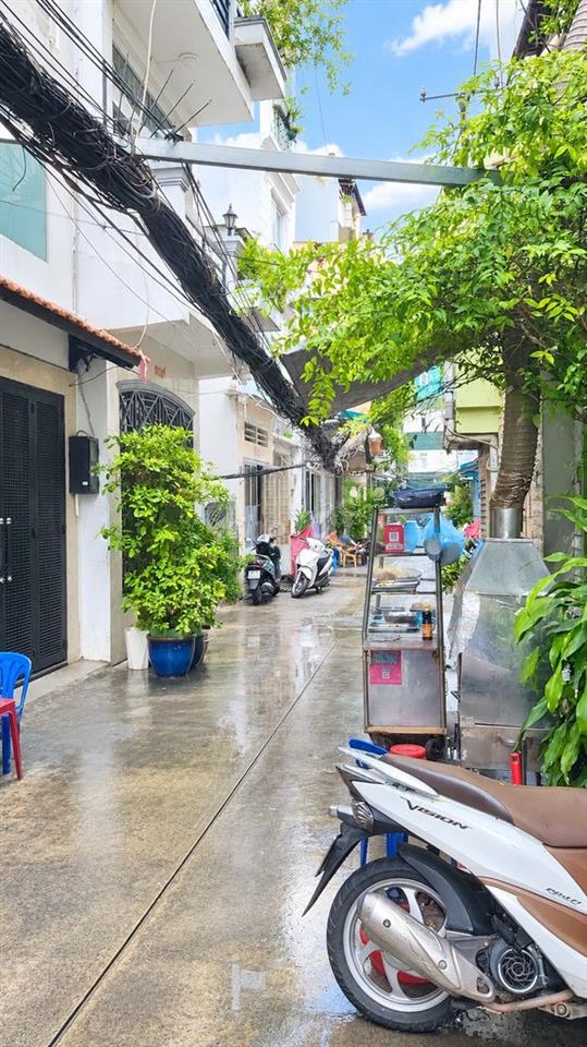 Bán Nhà (Trần Hưng Đạo, Quận 1, TPHCM)