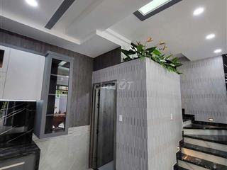 nhà nguyên căn quận 7 huỳnh tấn phát