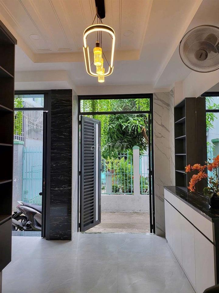 nhà nguyên căn quận 7 huỳnh tấn phát