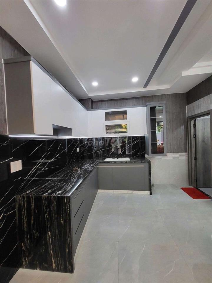 nhà nguyên căn quận 7 huỳnh tấn phát