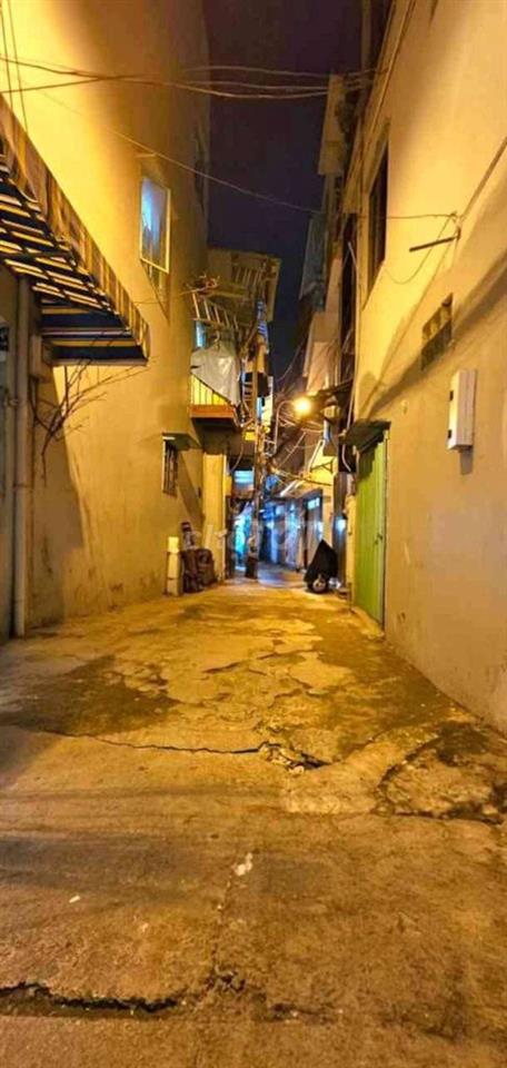 Nhà 2 mặt tiền ngay chợ Bình Tiên, nhỉnh 1 tỉ