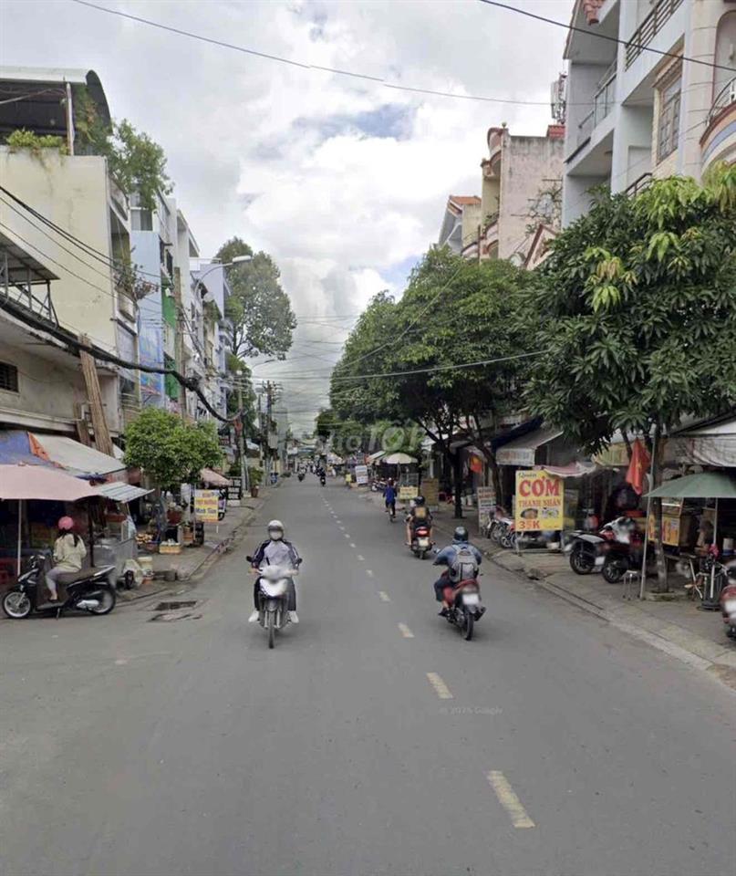 Nhà MT đường số 11 Quận 6/ Nha MT phố ẩm thực