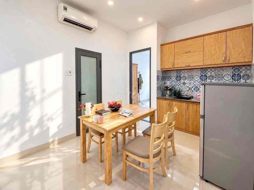 1PN BAN CÔNG SIÊU RỘNG - ĐƯỜNG CỘNG HOÀ - FULL NỘI THẤT - GIỜ TỰ DO