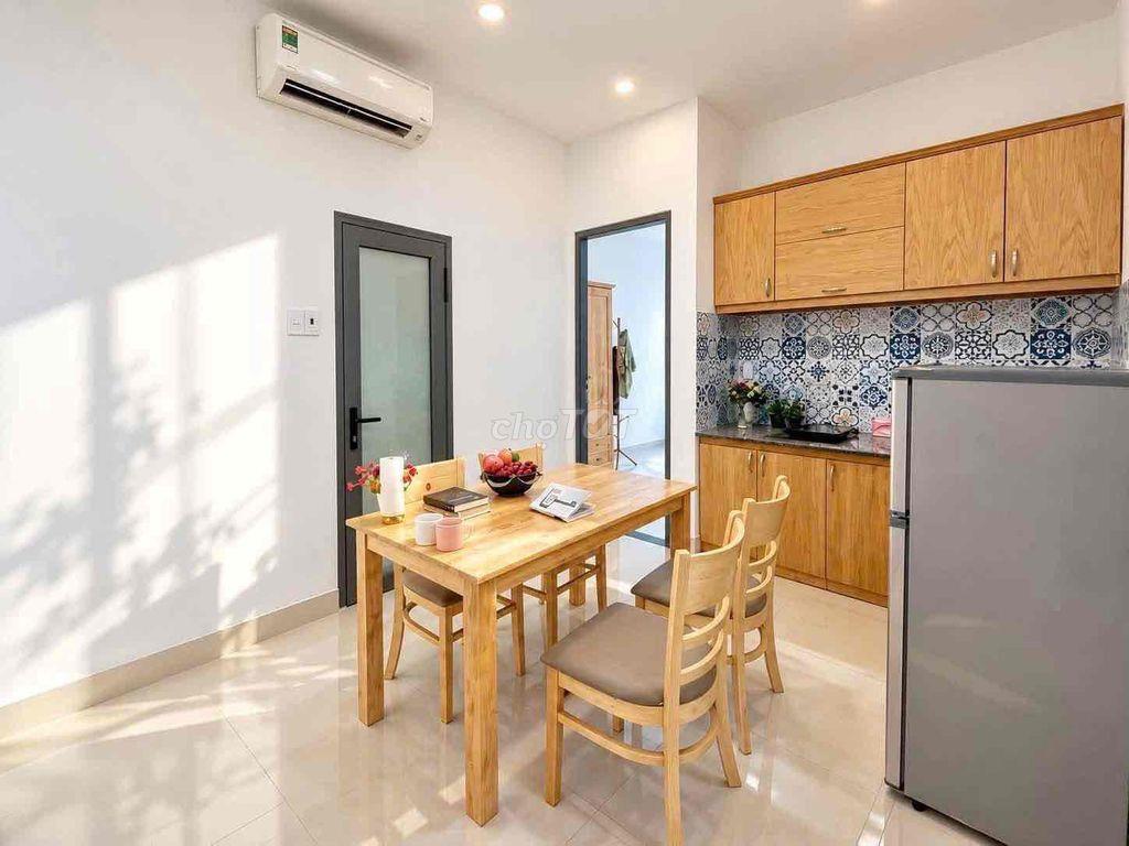 1PN BAN CÔNG SIÊU RỘNG - ĐƯỜNG CỘNG HOÀ - FULL NỘI THẤT - GIỜ TỰ DO