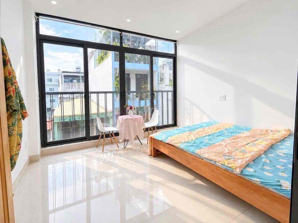 1PN BAN CÔNG SIÊU RỘNG - ĐƯỜNG CỘNG HOÀ - FULL NỘI THẤT - GIỜ TỰ DO