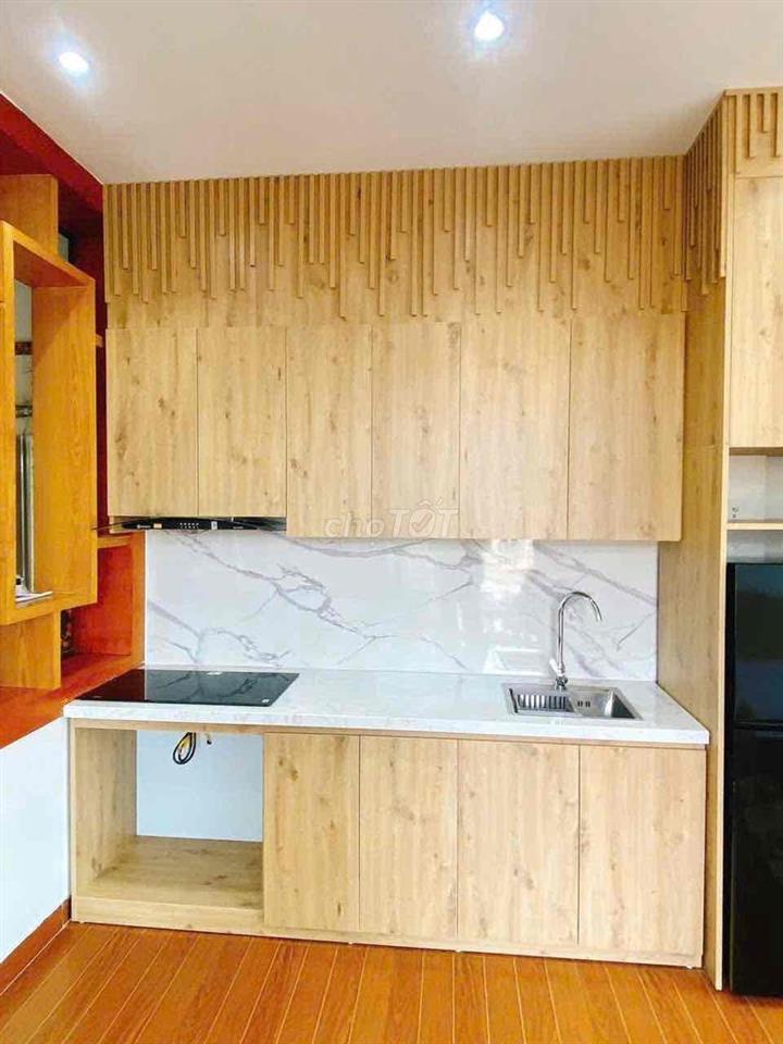 Bọn mình chuyển chỗ làm cần nhượng lại phòng giá ở Đội Cấn