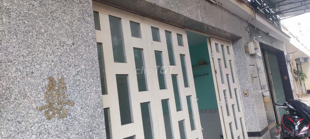 Chi thuê nhà hẻm ô tô gần Aeon tên lửa 
