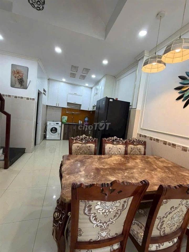 Nhà riêng, hẻm kinh doanh 90m2, 2PN, full nội thất giá 14.5 triệu/th