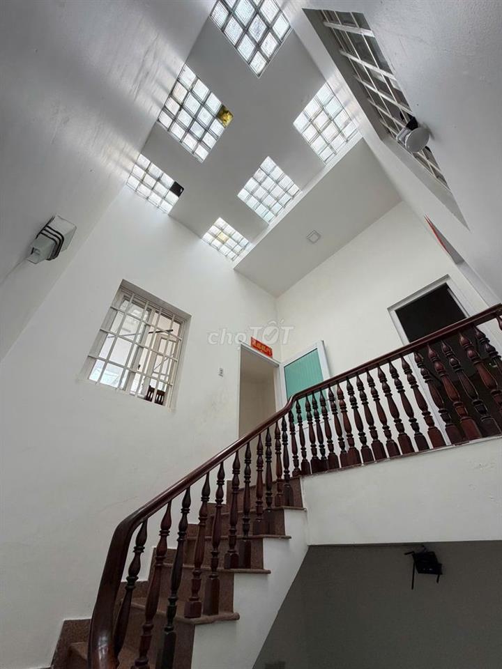 CHÍNH CHỦ BÁN NHÀ MẶT TIỀN VŨ NGỌC PHAN – 4 TẦNG 197,6m² –  22 TỶ