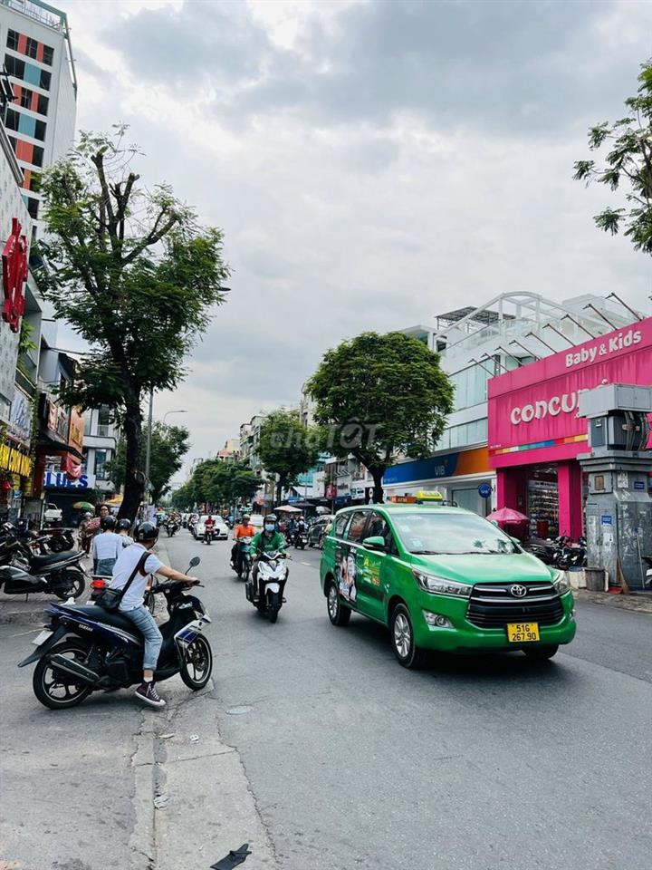 BIỆT THỰ KHU COMPOUND TRUNG TÂM PHÚ NHUẬN - 7,5X24M - 6 TẦNG