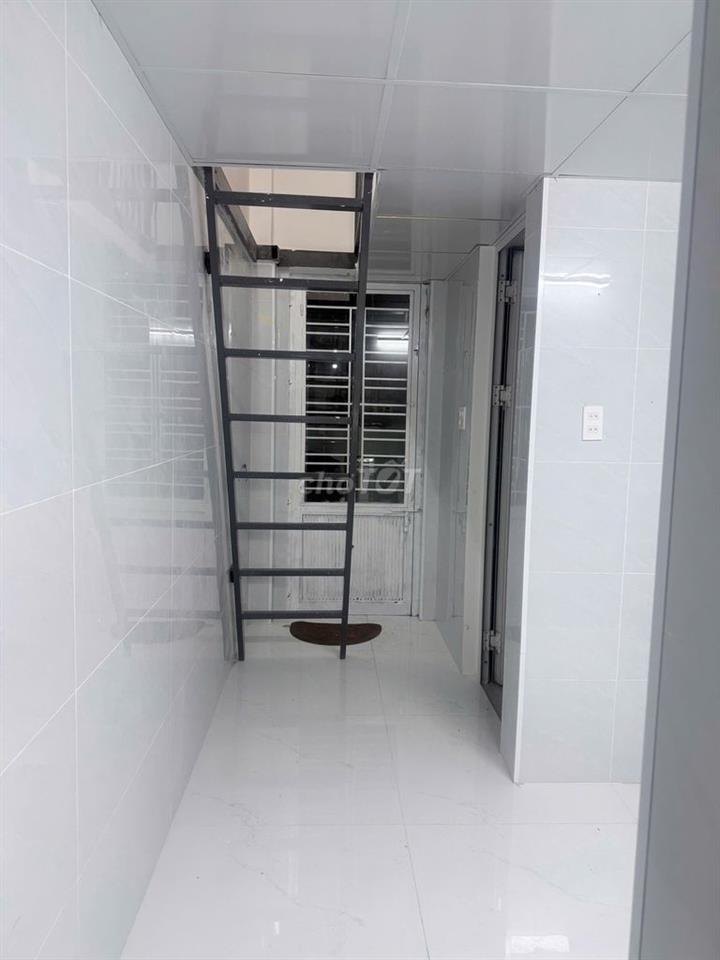 Cho thuê căn hộ mini có gác xếp, full nội thất