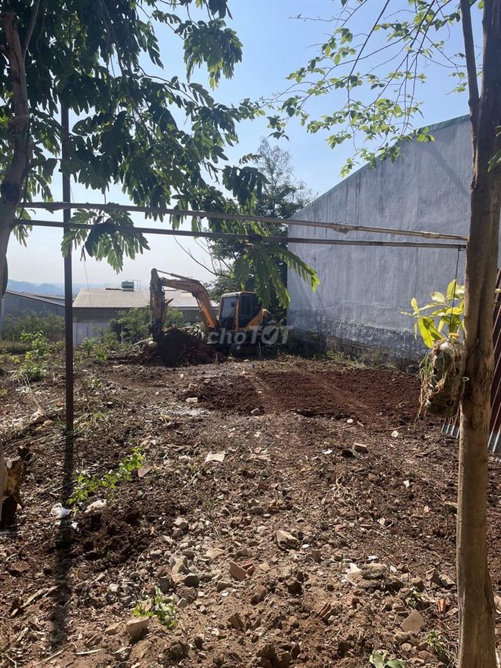 Cần bán lô đất hẻm 473/151 Ymoan