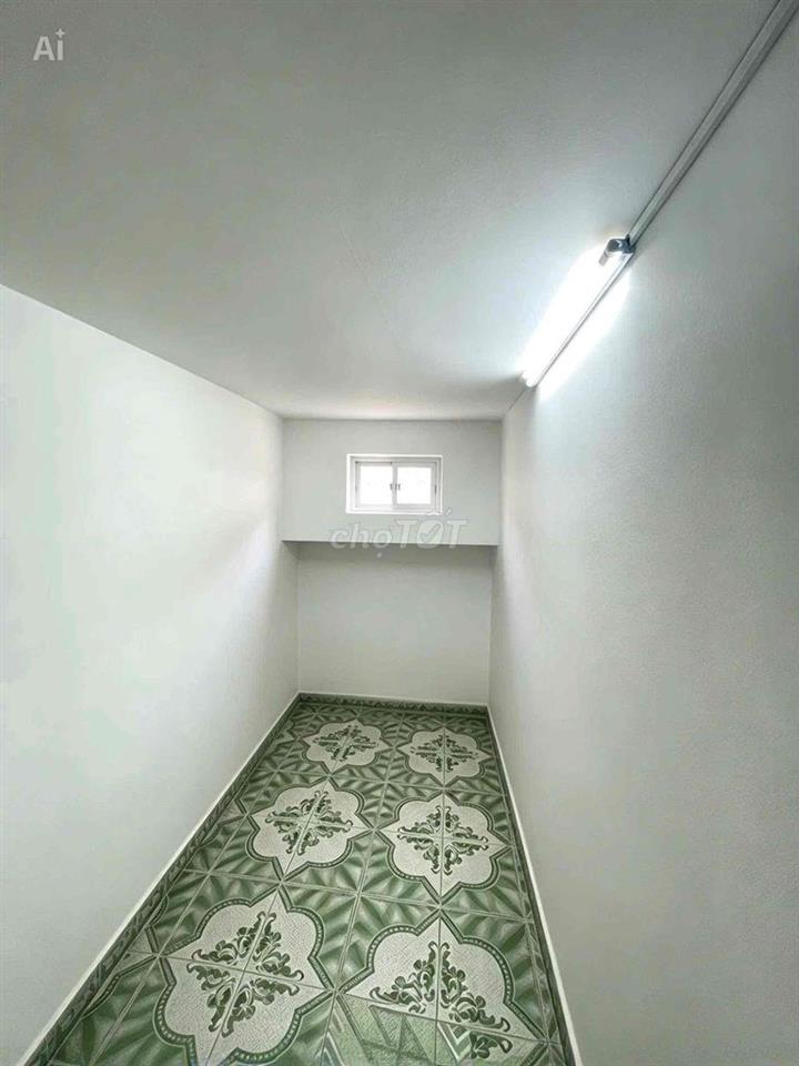 CHỈ 2tỷ180 LÀ CÓ CĂN NHÀ PHỐ NGAY CHỢ & QUA CÁC QUẬN TRUNG TÂM - HẺM