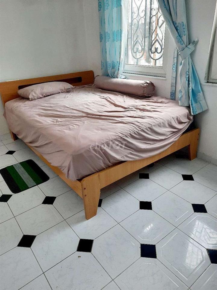 Nhà ở Hồ Văn Huê, Q.Phú Nhuận