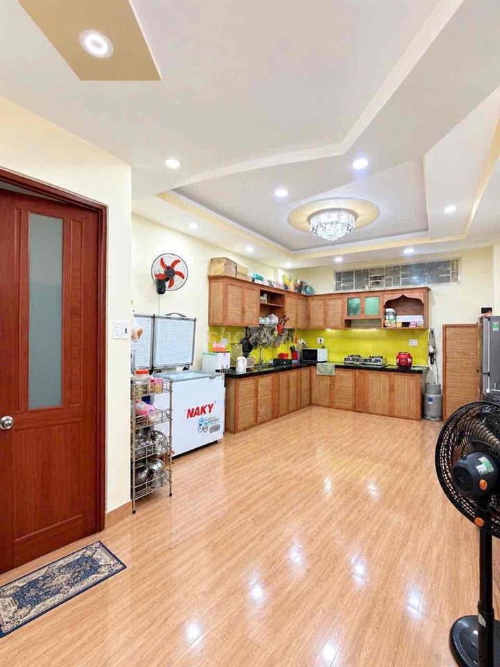 CẦN SANG NHƯỢNG LẠI NHÀ MẶT PHỐ QUẬN 3 - LÝ CHÍNH THẮNG CHỈ 4 TỶ/54M2!