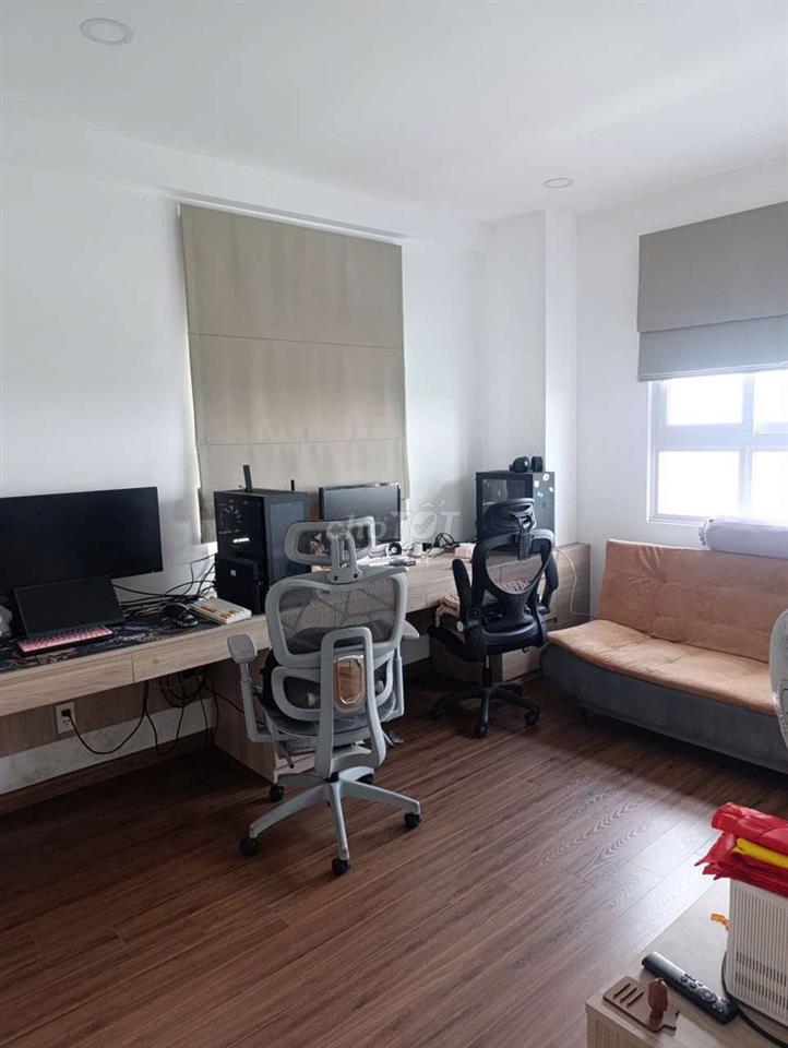 CẦN BÁN GẤP CĂN HÓC 3PN 2WC , VIEW QUẬN 1 , VIEW SÔNG
