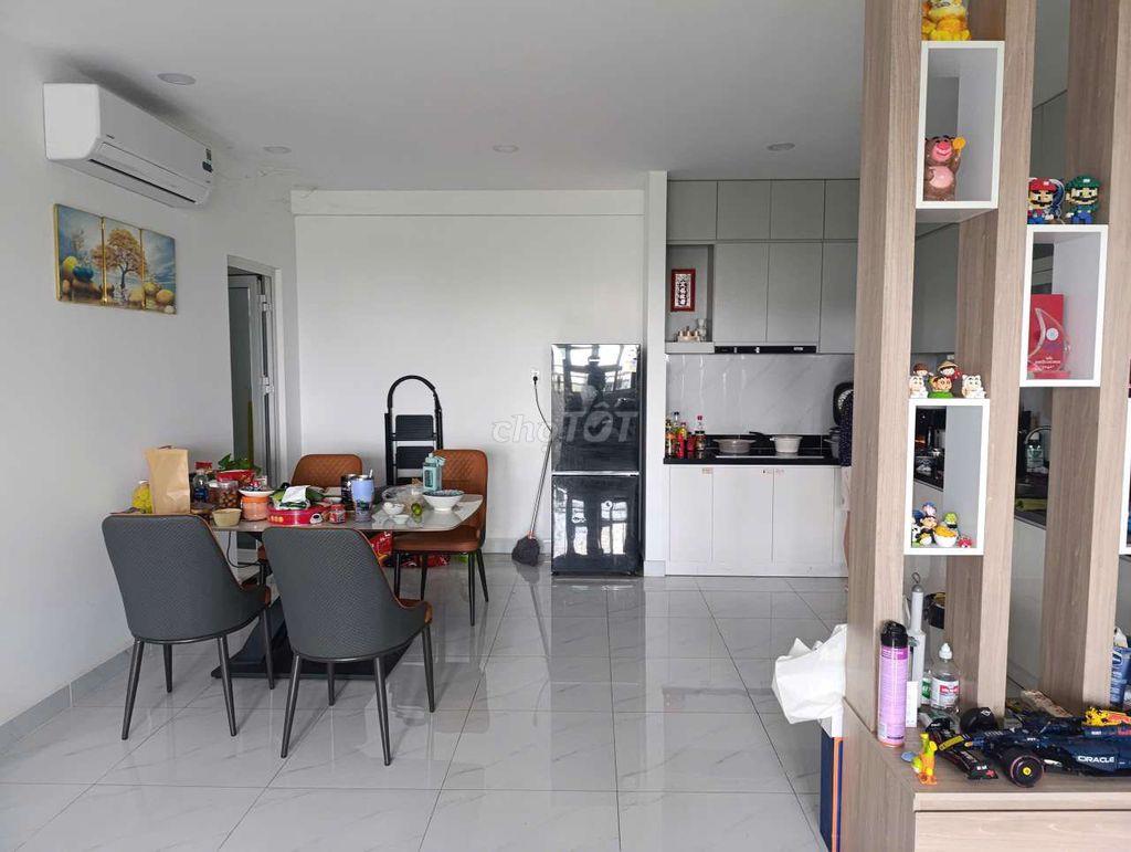 CẦN BÁN GẤP CĂN HÓC 3PN 2WC , VIEW QUẬN 1 , VIEW SÔNG