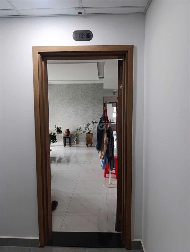 CẦN BÁN GẤP CĂN HÓC 3PN 2WC , VIEW QUẬN 1 , VIEW SÔNG