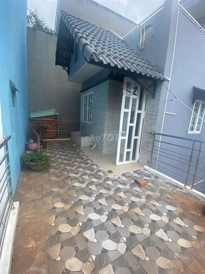 CHÍNH CHỦ BÁN XẢ LỖ TÒA CHDV 225M² 16 phòng