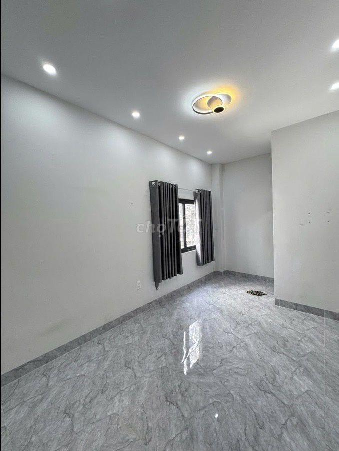 NHÀ NGUYỄN CÔNG HOAN, PHÚ NHUẬN – NHÀ MỚI, 2PN, FULL TIỆN NGHI