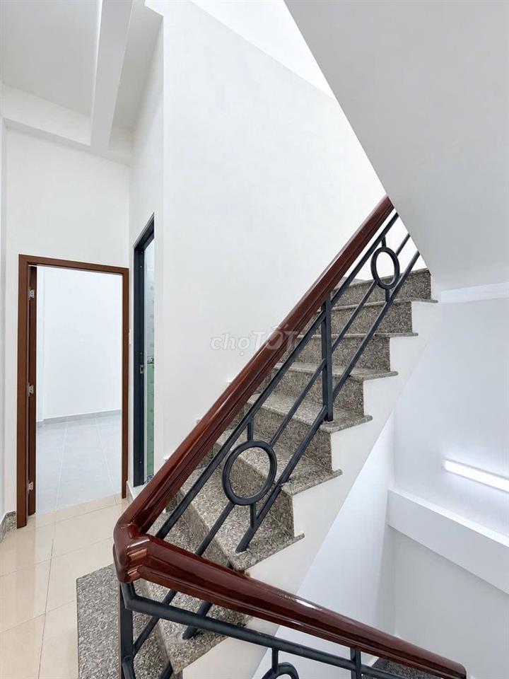 NHÀ SÁT MT PHAN ĐÌNH PHÙNG – PHÚ NHUẬN -35M2❌5 TẦNG-5PN -HƠN 6 TỶ
