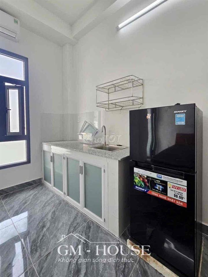 Cho thuê căn hộ full nội thất, ban công, máy giặt riêng – Đào Duy Anh,