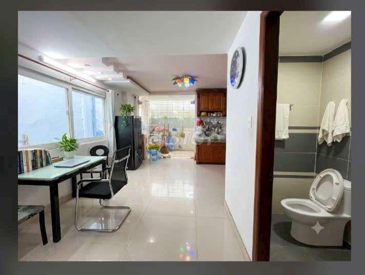 HXH 8M 89M² 5 TẦNG XÂY Ở CHẮC CHẮN KHU SẦM UẤT VÕ DUY NINH PHƯỜNG 22