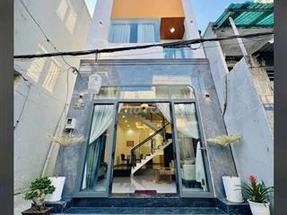NHÀ 4 TẦNG MỚI ĐẸP VÀO Ở NGAY 5 PHÒNG NGỦ HẺM XÔ VIẾT NGHỆ TĨNH. BT  