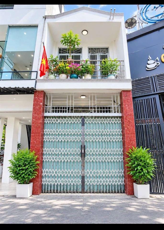 MẶT TIỀN TRƯỜNG SA, PHÚ NHUẬN – SÁT Q1 – ĐẤT NỞ HẬU ĐƯỢC XÂY 5 TẦNG