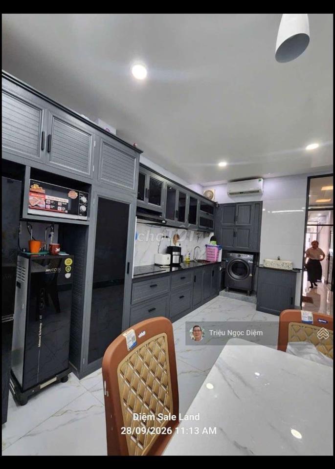 MẶT TIỀN KINH DOANH SẦM UẤT XÔ VIẾT NGHỆ TĨNH BÌNHTHẠNH GẤP BÁN 9.7 TỶ