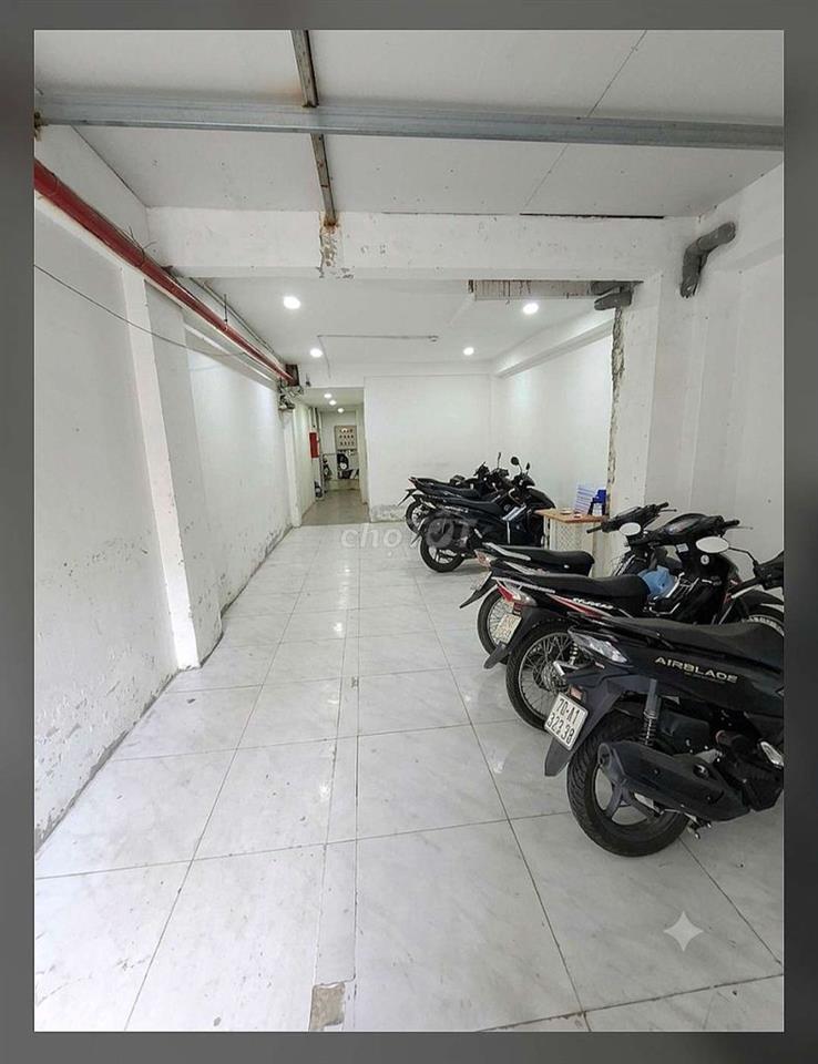 MẶT TIỀN BÁN ĐẢO THANH ĐA TÒA NHÀ CĂN HỘ 26 PHÒNG, THU 90 TRIỆU/THÁNG
