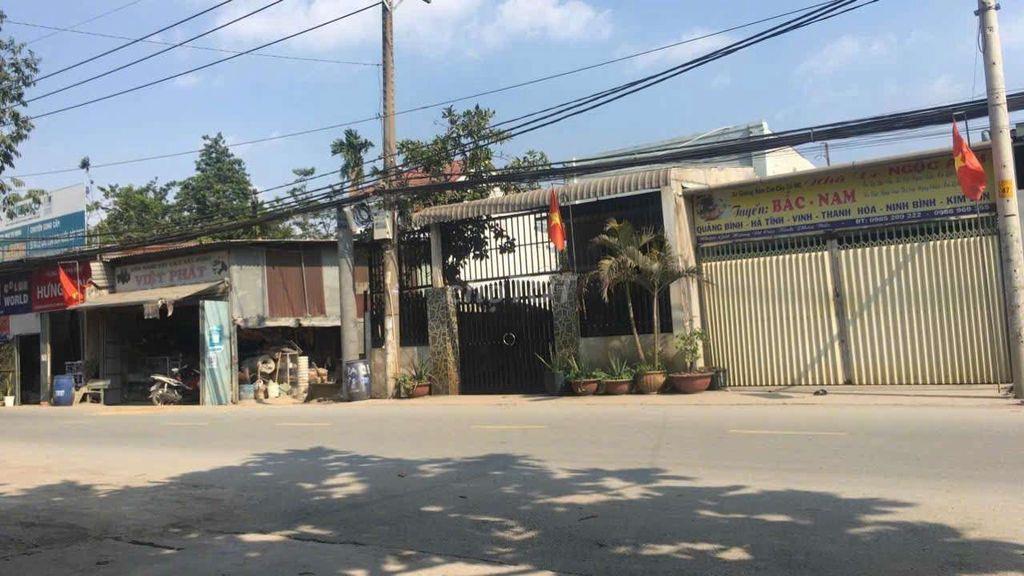 bán nhà mặt tiền 
